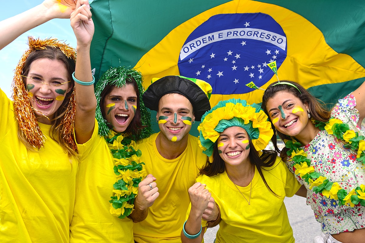 Cantora brasileira Ani Belle se destaca nos Estados Unidos.