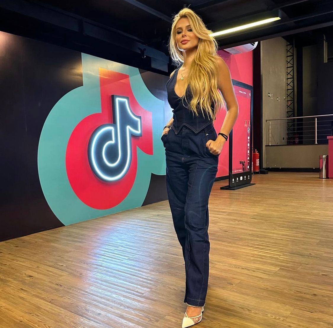 Influencer Carolina Montemor é considerada uma das streamers de mais sucesso no TikTok