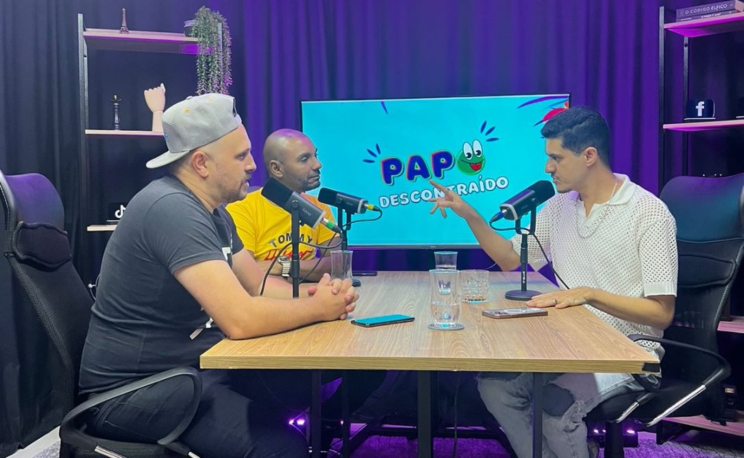 ‘Eu seria cancelado na primeira semana, no reality’, afirma Danilo Rasquinho em entrevista no PodCast “Papo Descontraído”