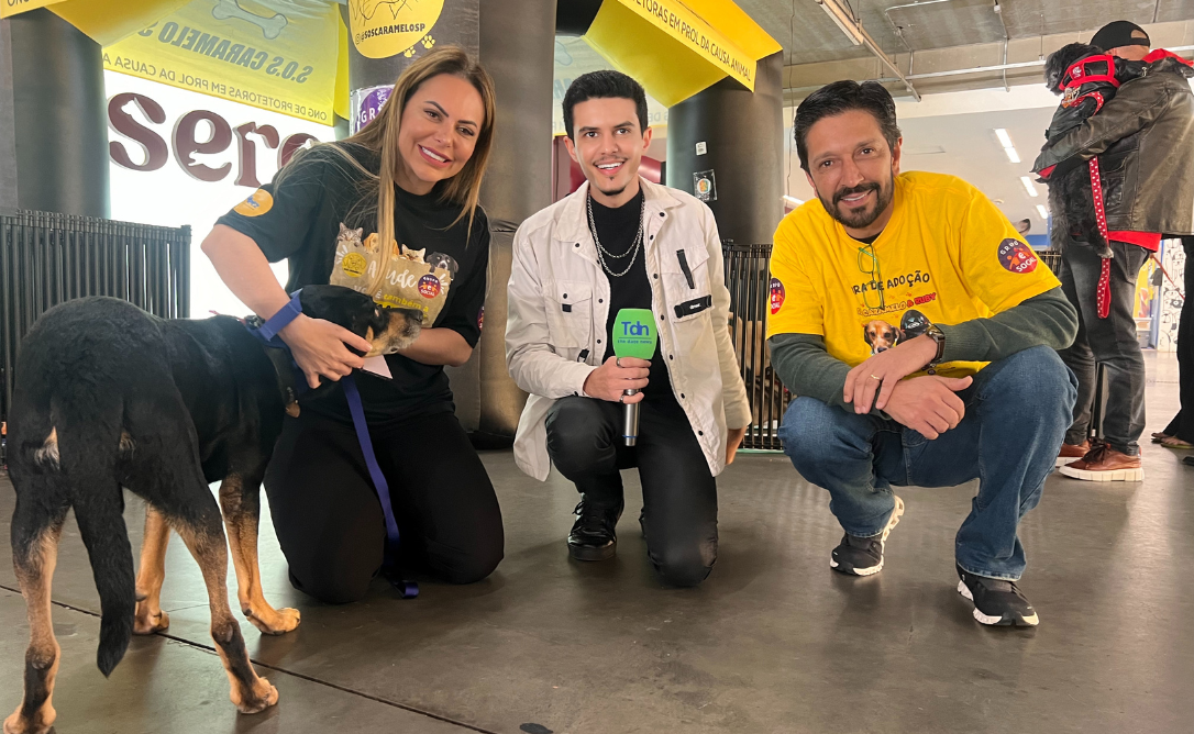 Prefeito de São Paulo, Ricardo Nunes e Primeira-Dama Regina Nunes, promovem feira de adoção de pets resgatados do Rio Grande do Sul