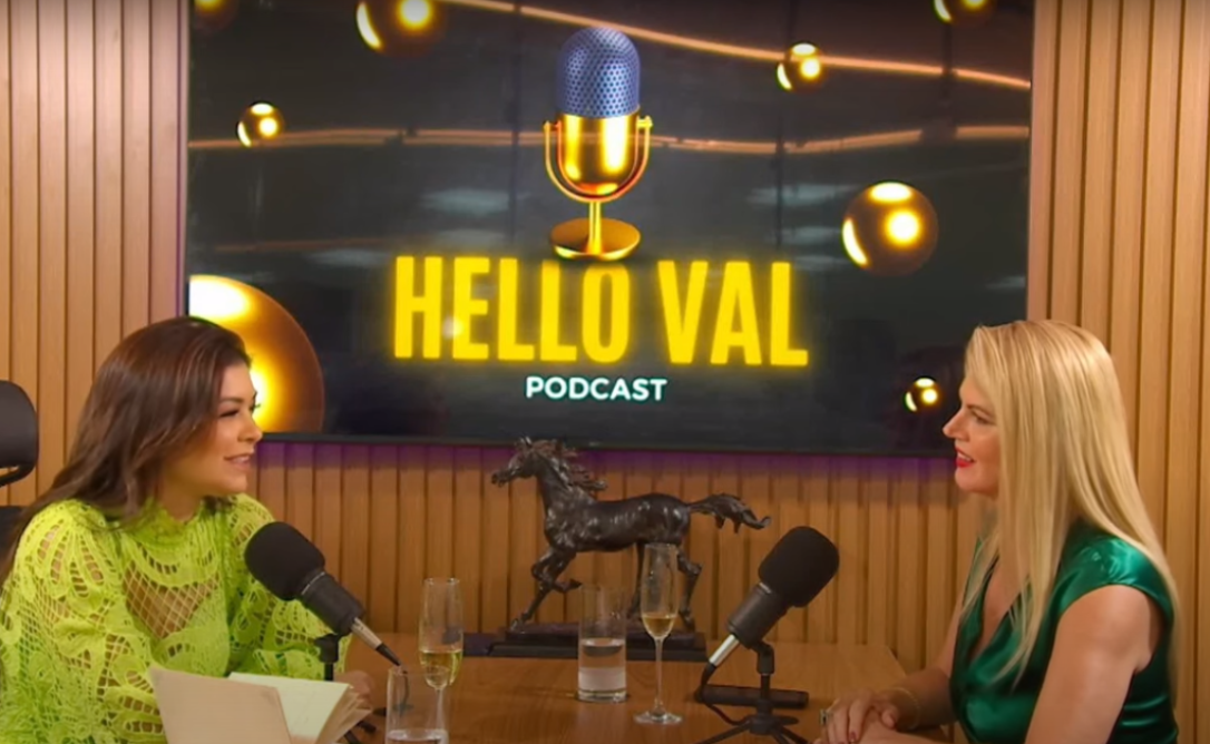 Amanda Françozo revela bastidores da sua carreira em entrevista à Val Marchiori no podcast “Hello Val”