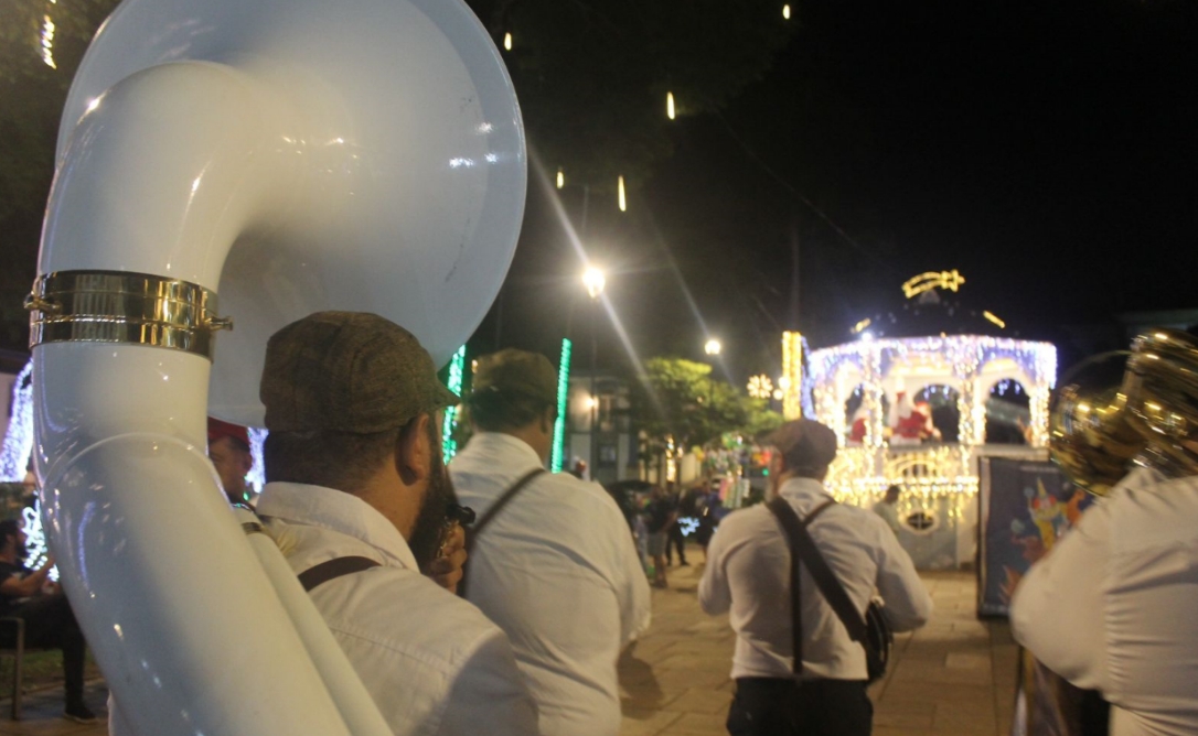 Mariana se prepara para Natal de Luz