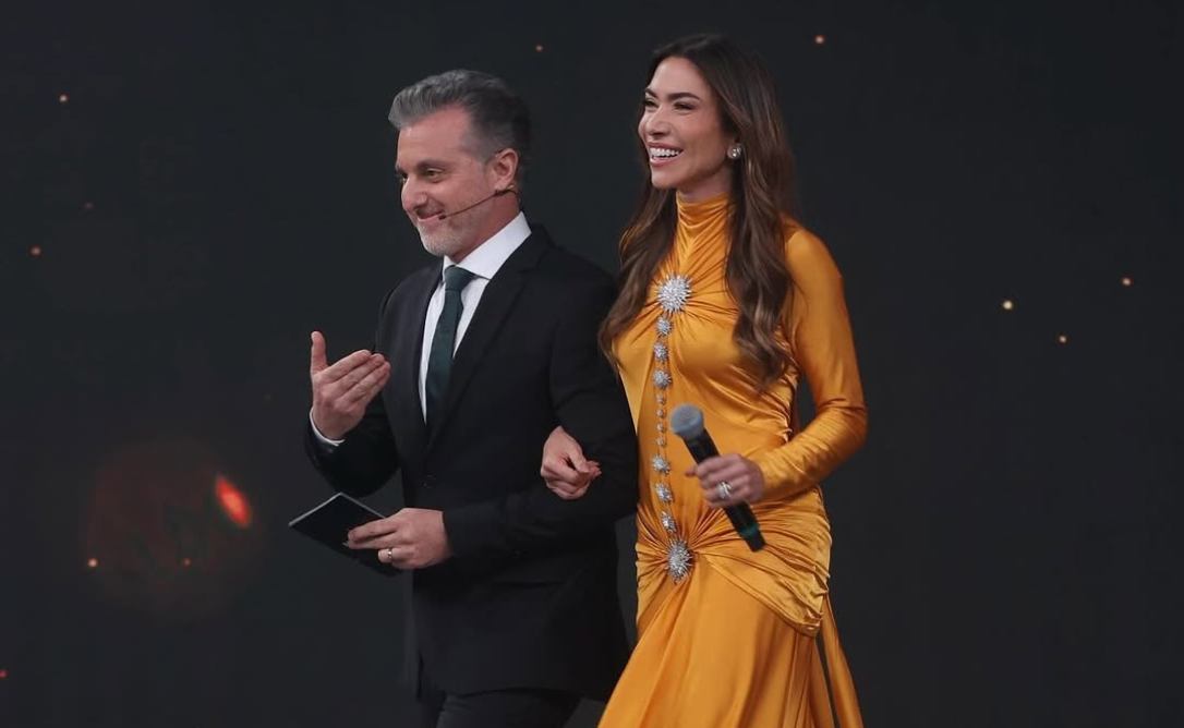 Silvio Santos é homenageado no ‘Melhores do Ano’ com presença de Patrícia Abravanel e Daniela Beyruti na Globo