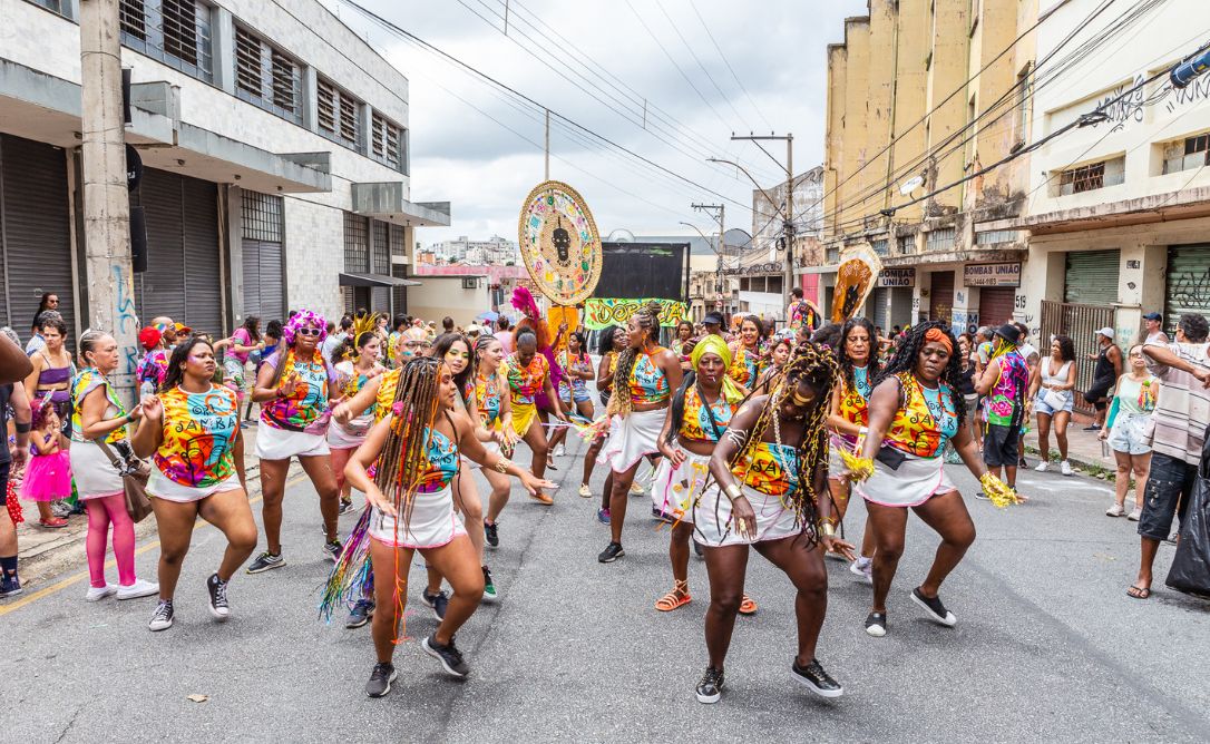 Orisamba comemora 10 anos de avenida no Carnaval de BH