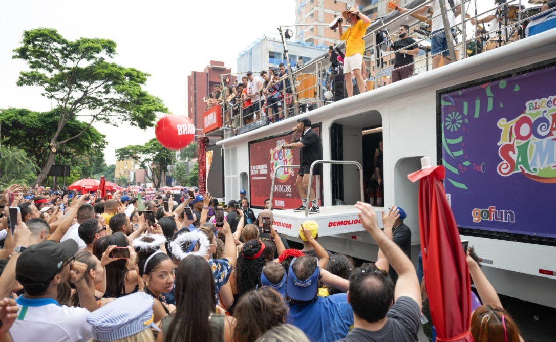 Bloco “Toca Um Samba Aí” chega ao seu 8º ano no Carnaval de rua de São Paulo com Inimigos da HP