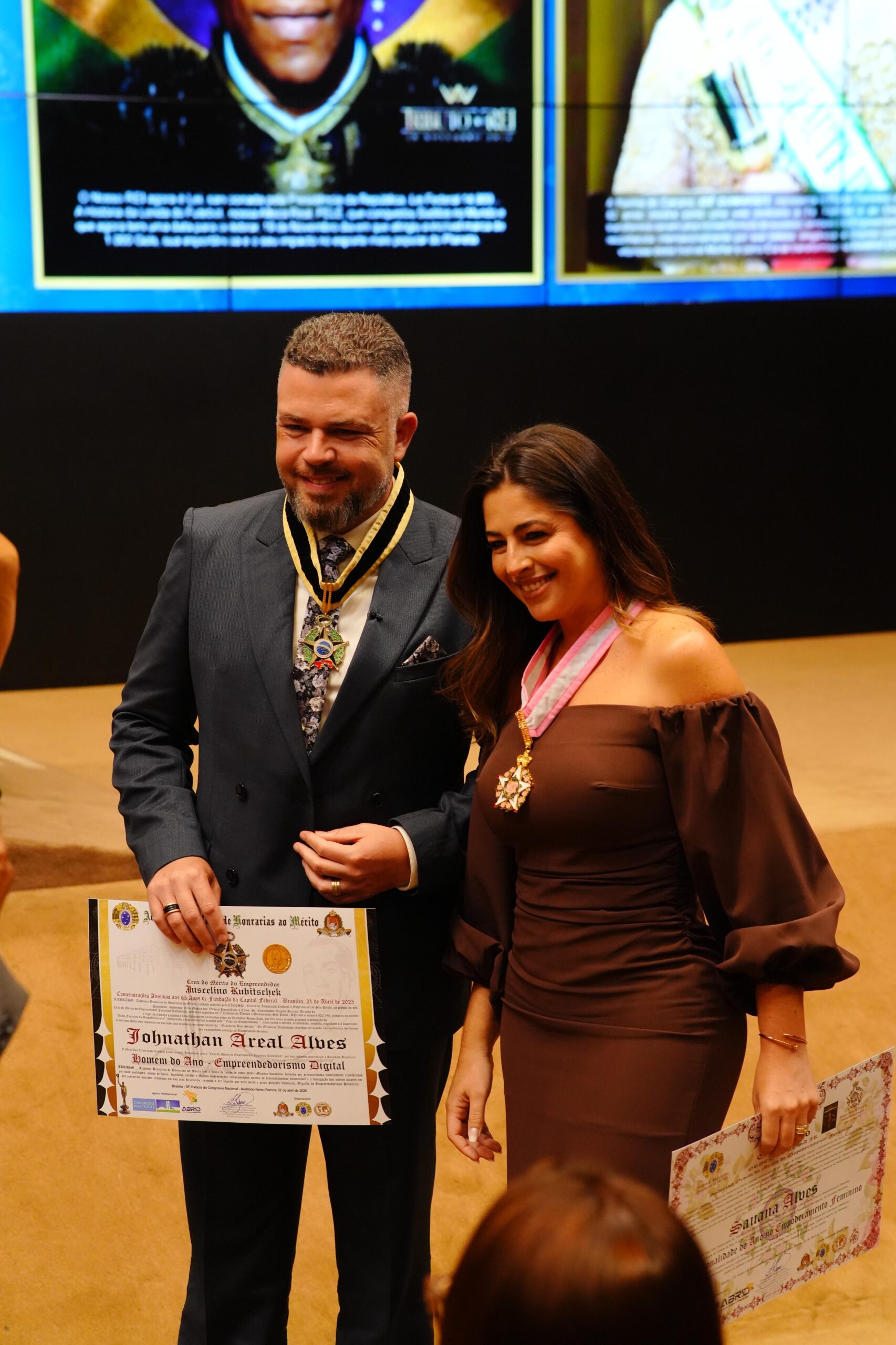 IMG_9243-scaled Johnathan e Sauana Alves são homenageados no Congresso Nacional