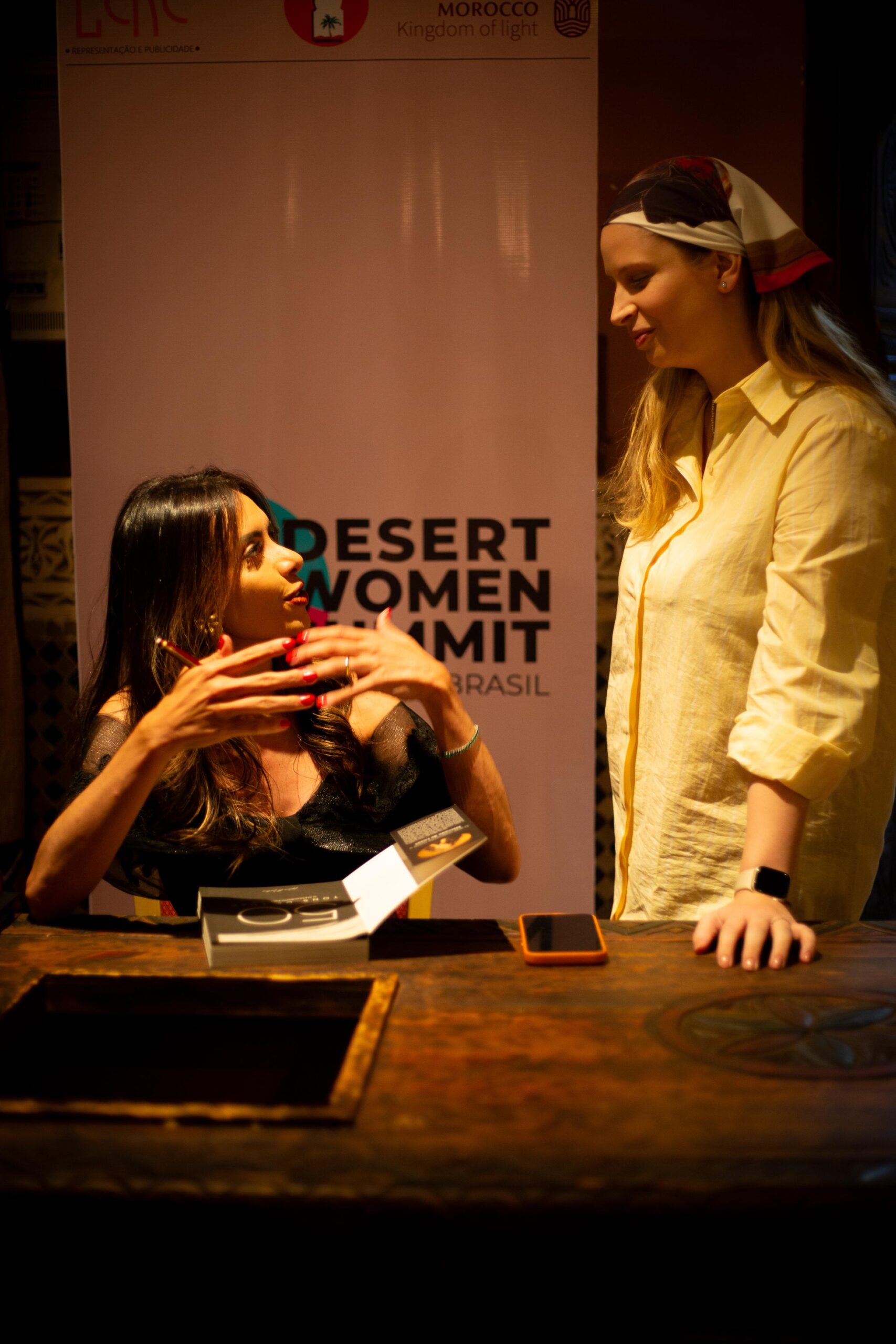 838a533f-6a04-4cca-a1c8-f8838946eadb-scaled “50 Tons de Luxo” ganha prévia no coração do Saara durante o ‘Desert Women Summit’