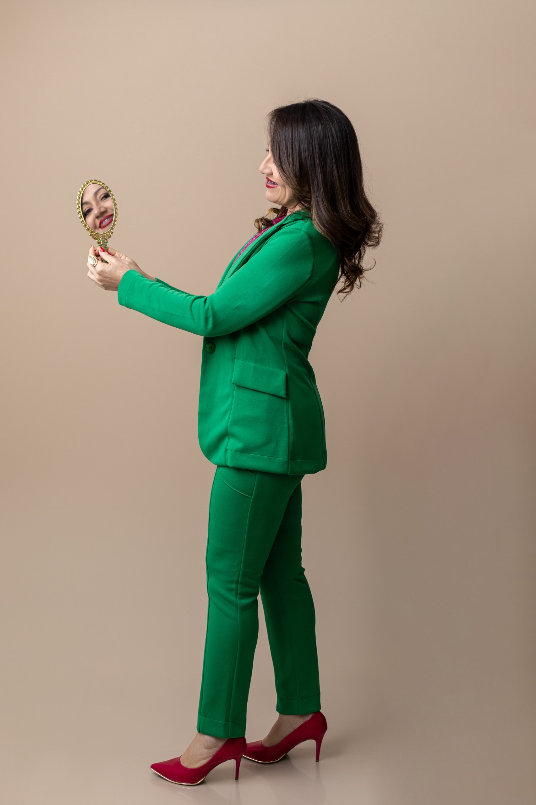 73fb343f-ddaa-4dd9-85ce-bfba6fe26faf Jacqueline Amorim: ‘Fazendo as Pazes com o Espelho’ e devolvendo a autoestima