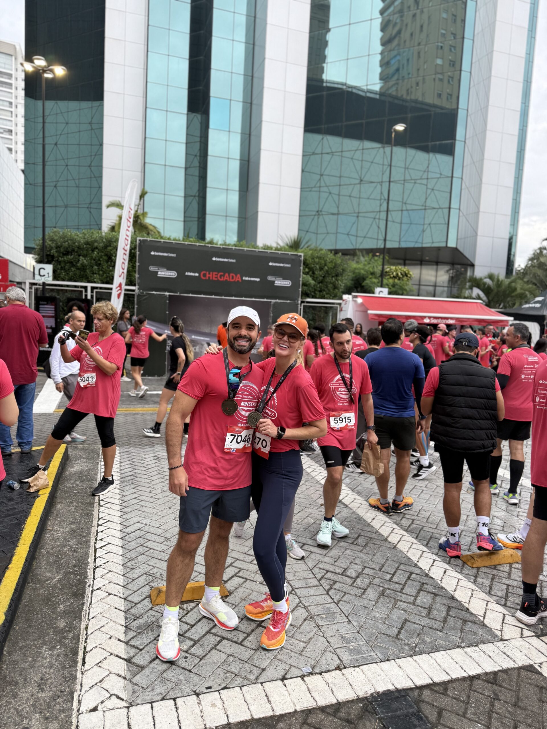 IMG_3203-scaled Val Marchiori e o marido Dr. Amilton Augusto participam da corrida de 5 km da Track & Field em São Paulo