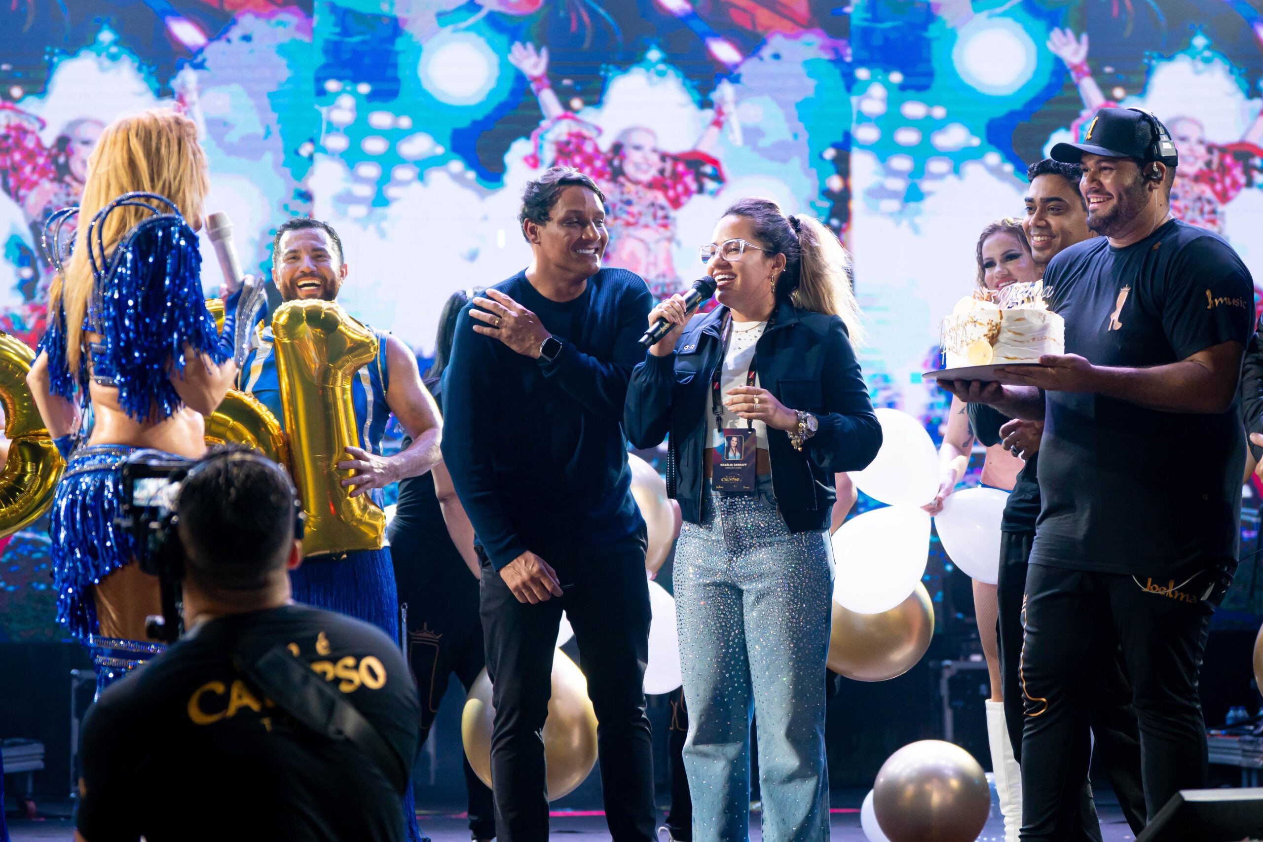 IMG_4057-scaled Joelma ganha homenagem de aniversário em show do Arraiá Isso é Calypso