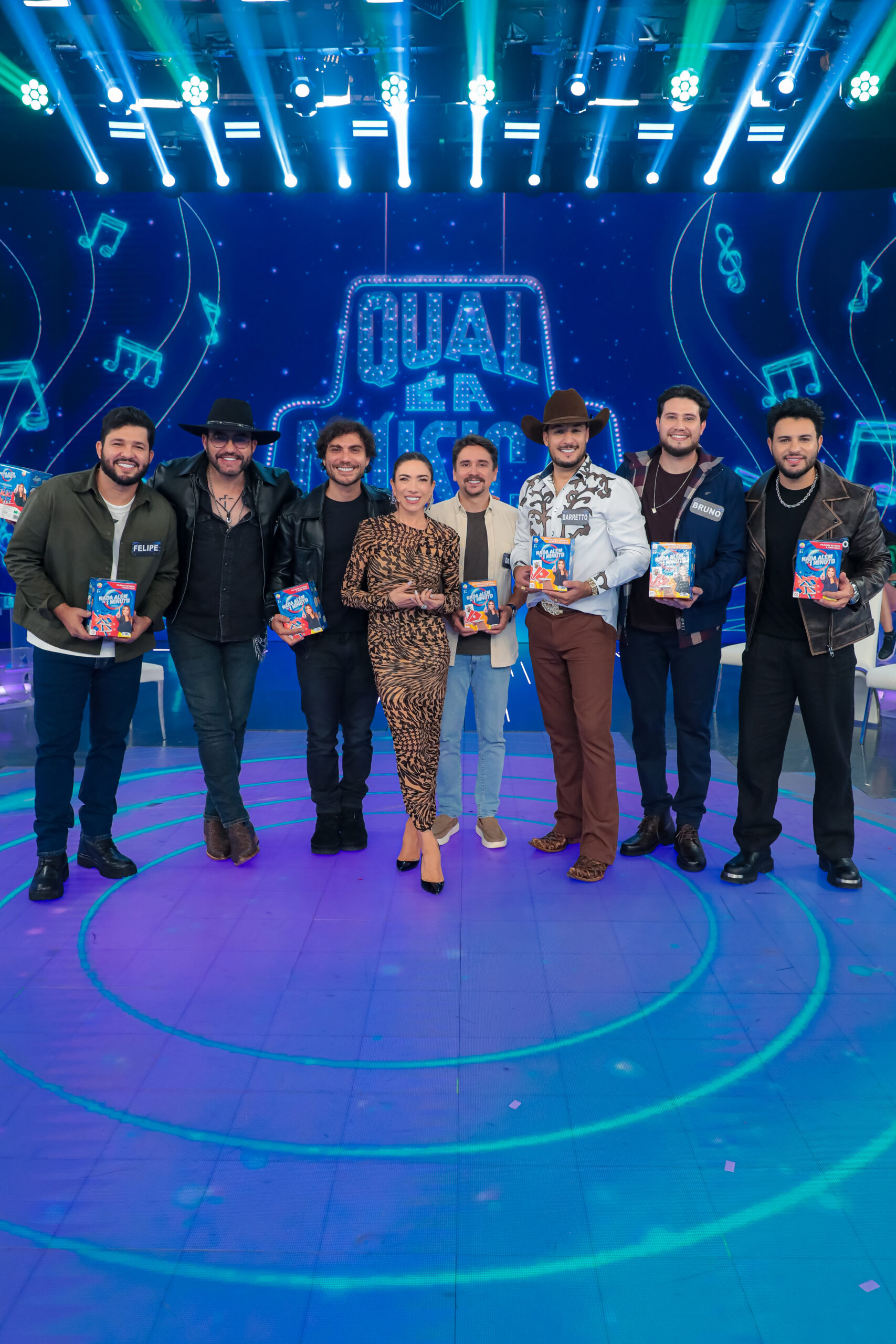 100625_Programa-Silvio-Santos-com-Patricia-Abravanel_PGM-890_Fotos_Gabriel_Cardoso_SBT-2005-scaled Marcelo Serrado e Ricardo Tozzi mostram carisma, relembram momentos marcantes da carreira e revelam um lado surpreendente no “Programa Silvio Santos” deste domingo (6)