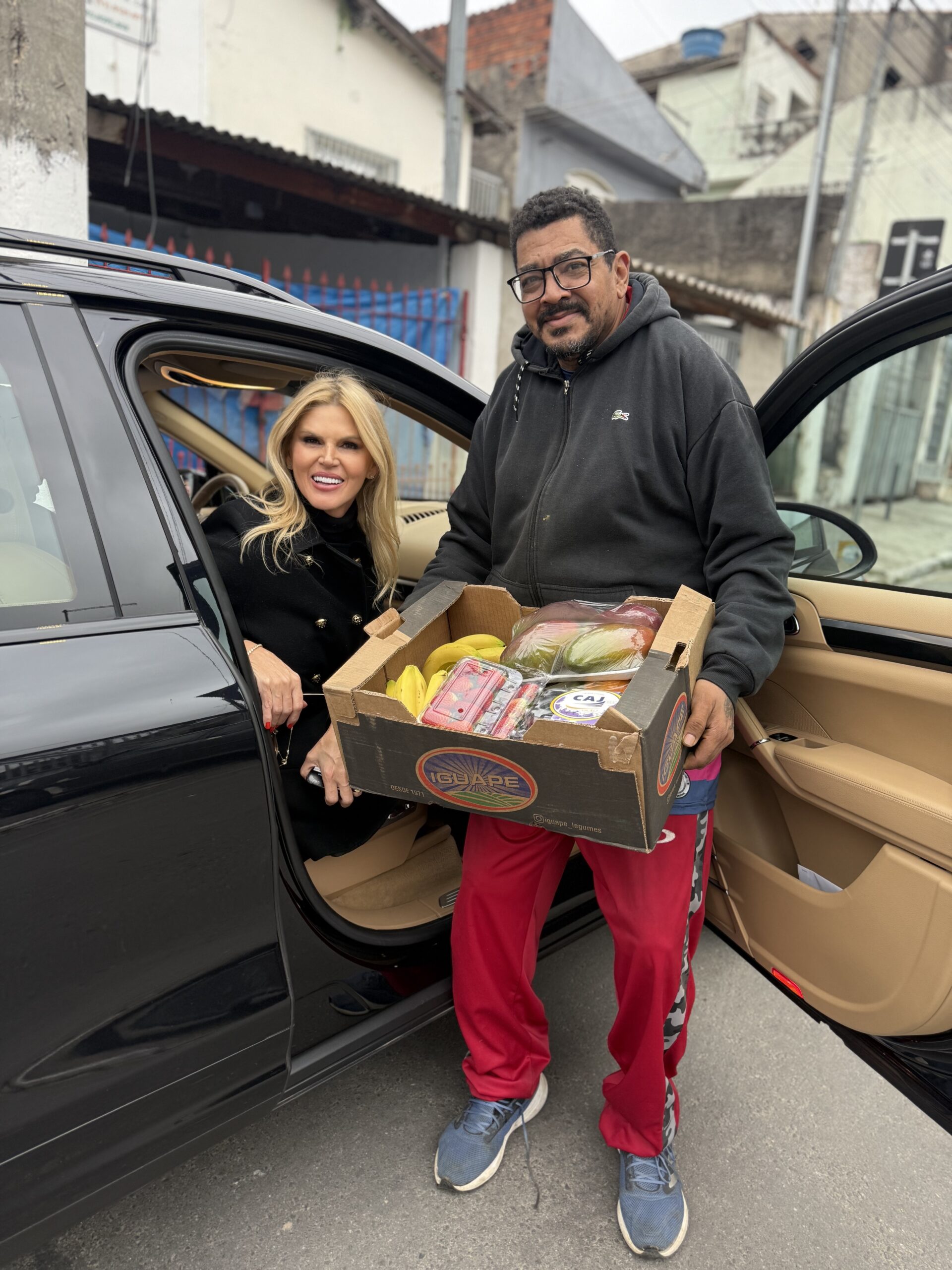 IMG_4887-scaled “É de perto que a gente entende de verdade as necessidades e alegrias da comunidade”, diz Val Marchiori