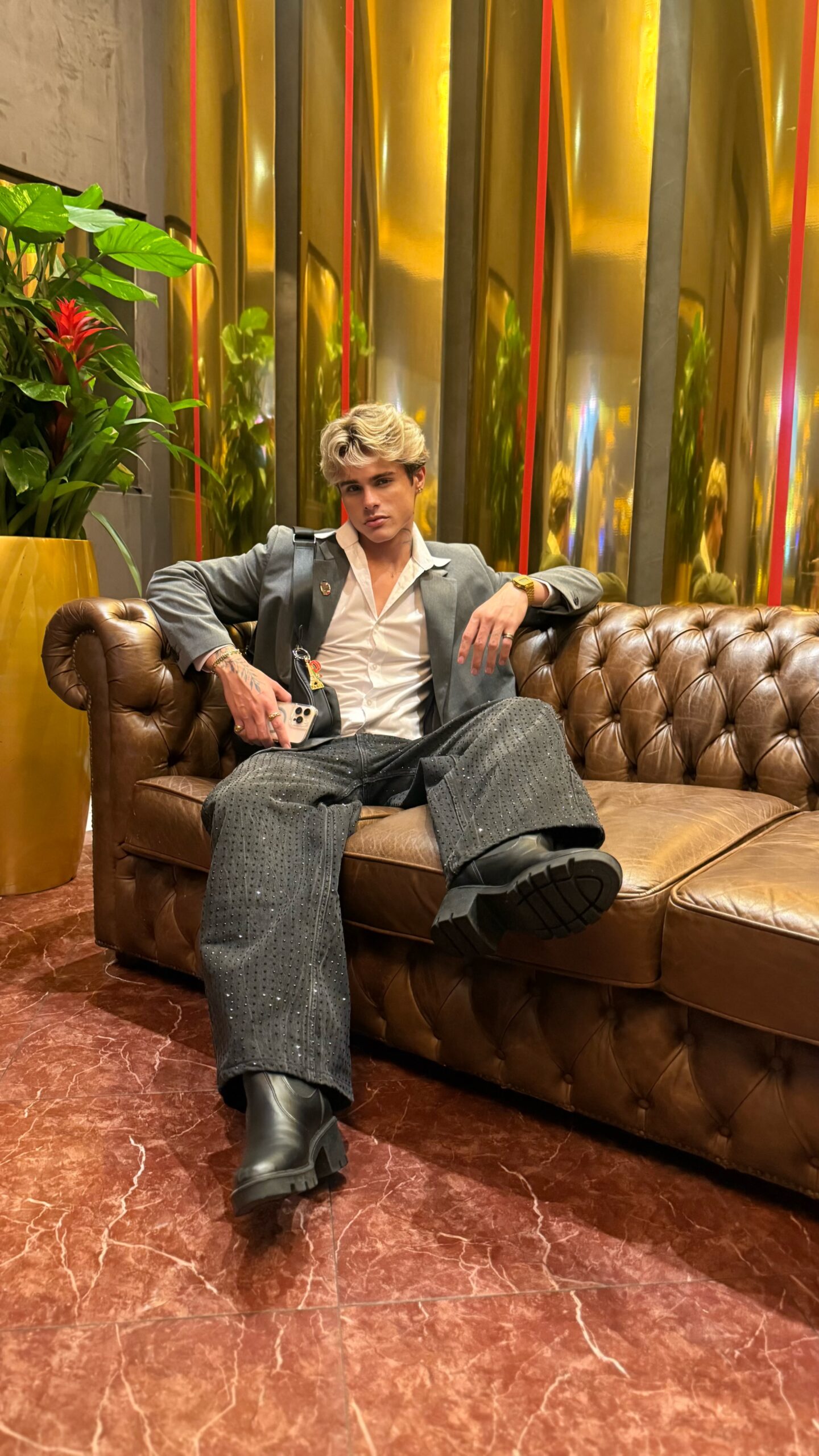 IMG_5355-scaled “Meu estilo é luxo com identidade. Uso brilho porque sei onde quero chegar”, diz Pablo Furlan sobre look parisiense