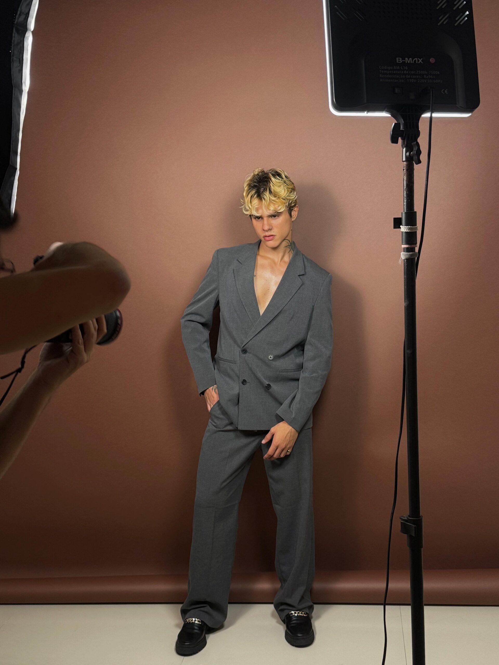 WhatsApp-Image-2025-07-08-at-23.11.49-1-scaled Pablo Furlan: Determinação e sonhos que levam além das passarelas