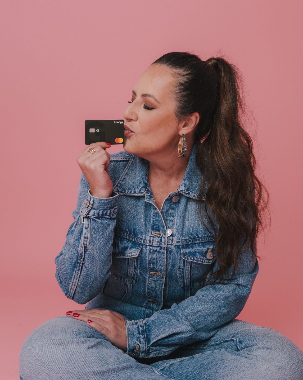 a9c352e7-416a-4775-b52a-bea13345db11 Glorya: O hub de soluções que transforma reconhecimento em conexão e cultura dentro das empresas