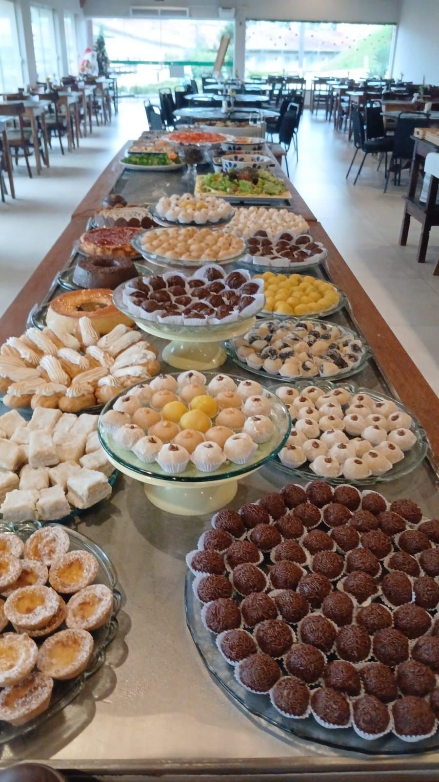 aaa7db29-1b37-4fab-bd66-e8dc5a1ceec9 Artistas Thiago Rocha, Sebah Vieira e Janaina do Mar curtem férias no Guarany Eco Resort em Monte Sião, Minas Gerais