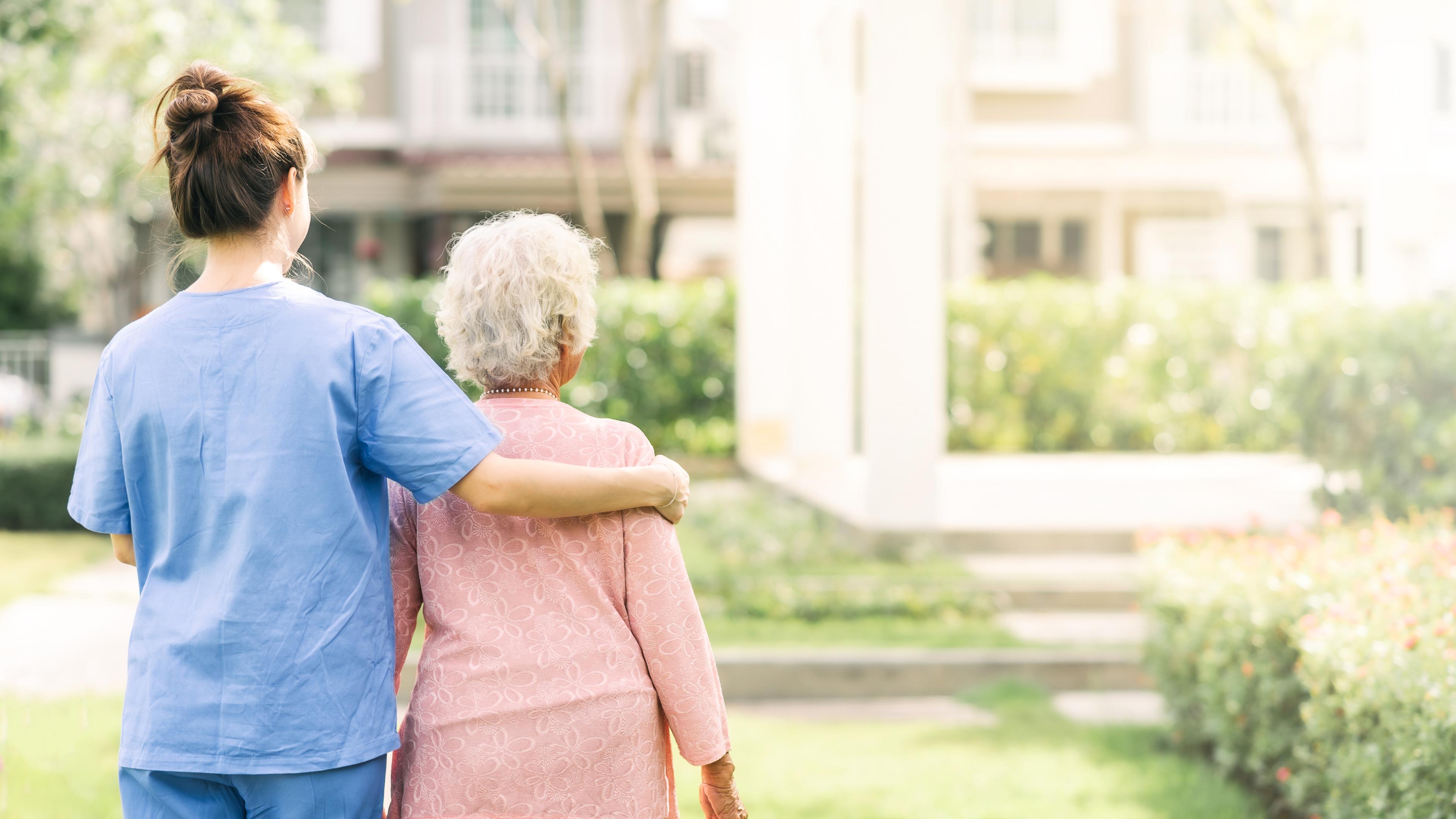 608024b5-8bf8-4159-8ae7-436adc58d6ad Espaço da Audição mostra como idosos com problemas auditivos tem 42% mais risco de demência