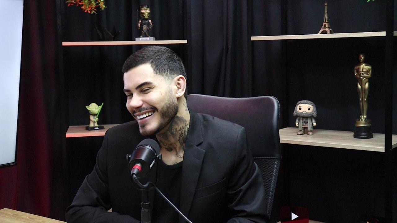 9cfa1035-7a7c-47d7-aebc-d43a34a115dc "Não ligo para o que pensam, meu dom não tem religião", diz Bruxo Jhon Alex sobre previsões e polêmicas