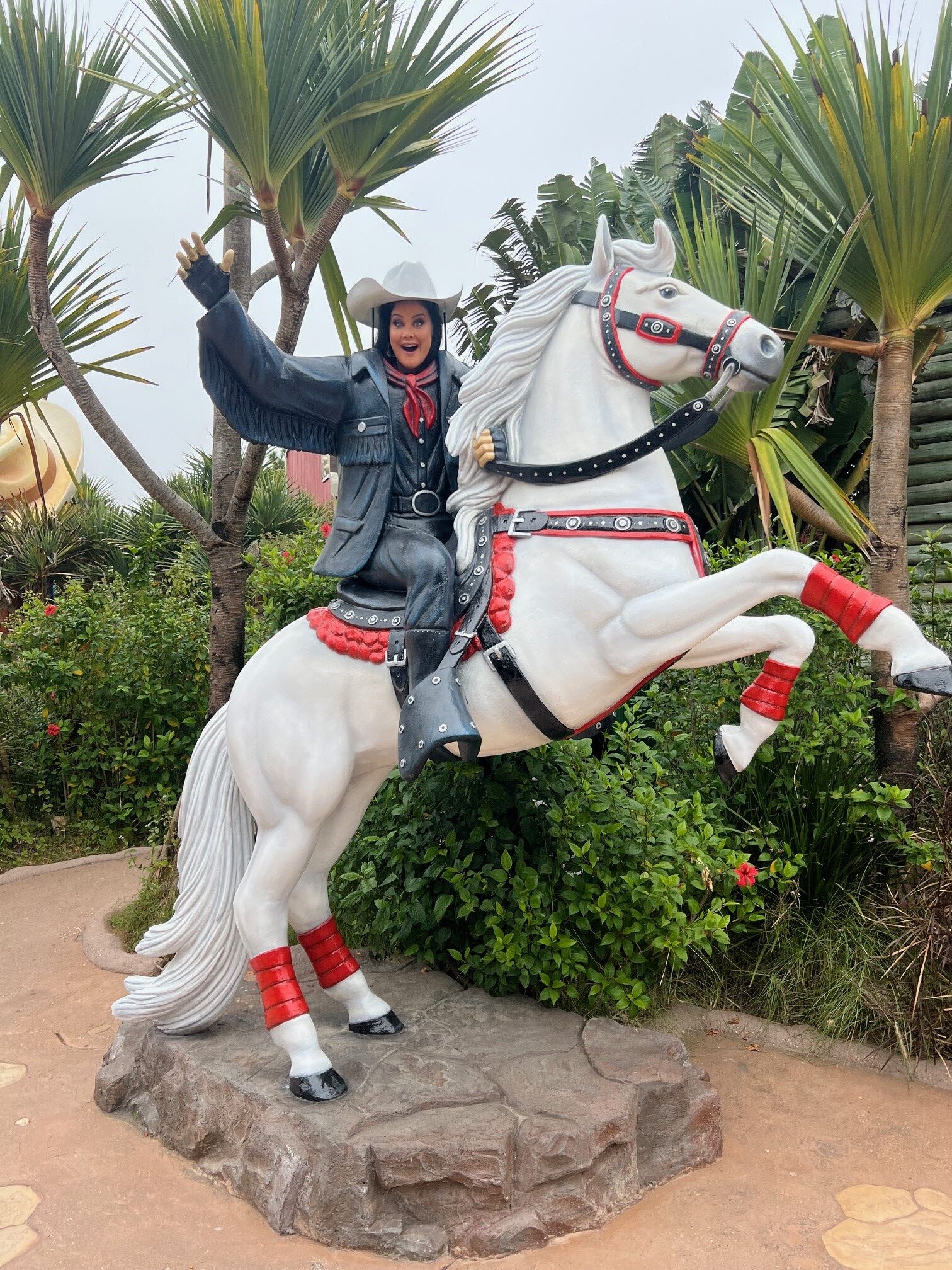 Helen-Ta-na-Rua-080624-Divulgacao-SBT-_4_-rotated No “Programa Silvio Santos”, Alexandre Pires faz apresentação especial e João Silva celebra nova fase no SBT