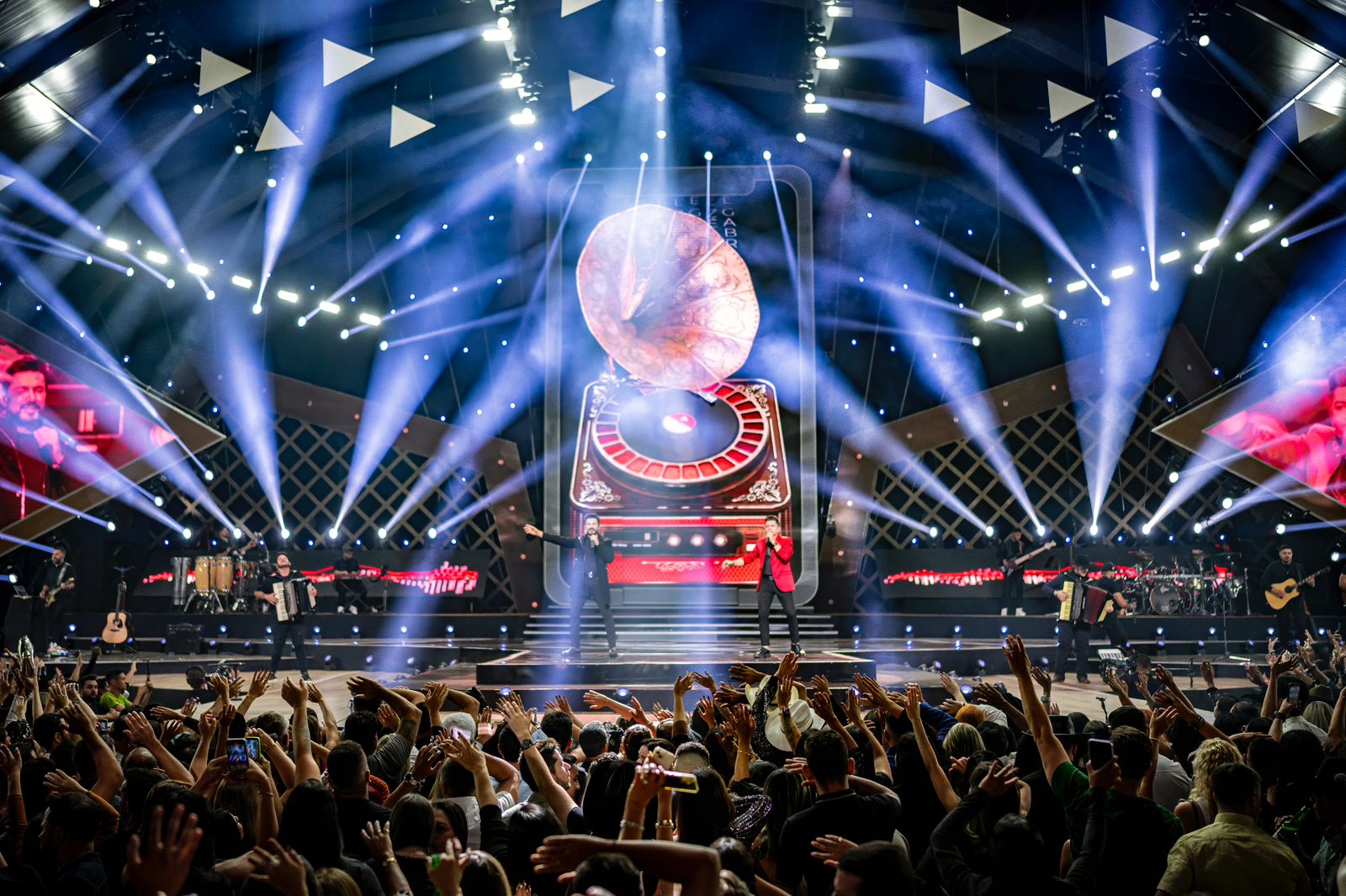 WhatsApp-Image-2025-08-01-at-01.35.40 Zé Henrique & Gabriel lançam novo medley do DVD “Dá Play na Playlist”