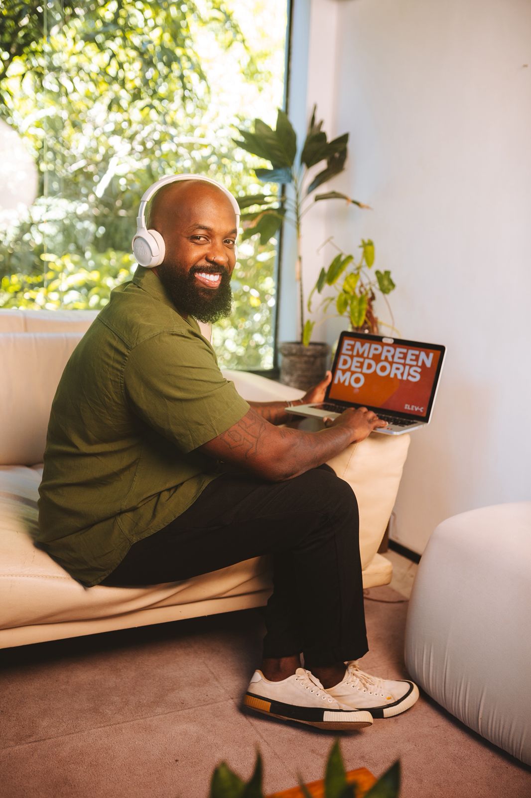 WhatsApp-Image-2025-08-15-at-13.27.12-2-1 Elev-C vira assunto do momento e apresenta modelo inédito de negócios digitais com propósito social