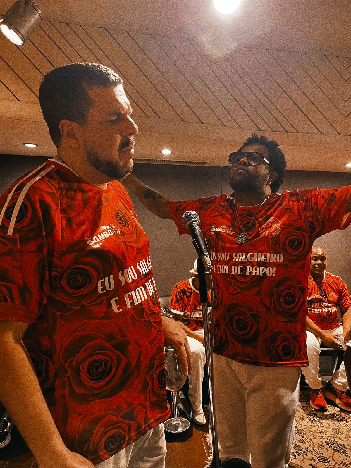 a9cca950-1642-4f4c-bc0d-69824da9d62c Parceiros de longa data na música, Fred Camacho e Xande de Pilares se unem na disputa do Salgueiro para o carnaval 2026