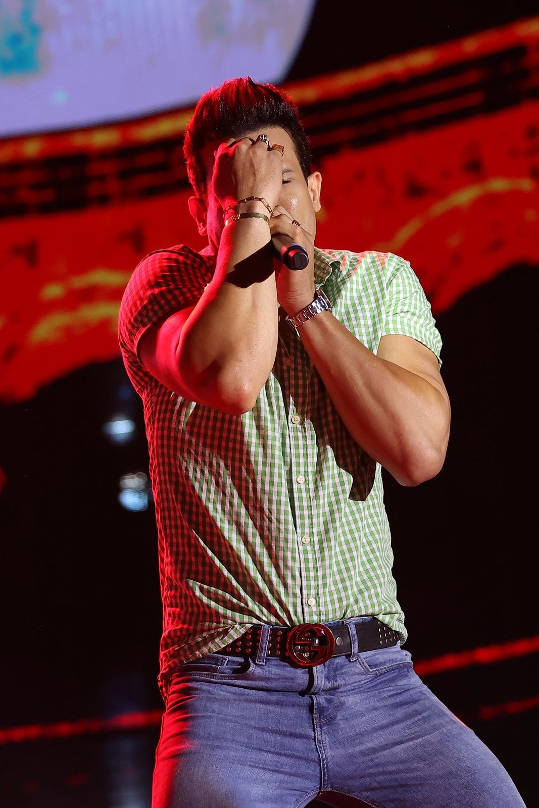 e535a981-b4f6-4401-98e8-8c478cb9ee9a Israel Novaes e Thiago Brava gravam DVD “Os Cara do Arrocha e a Turma de 2012” em Goiânia com participações especiais