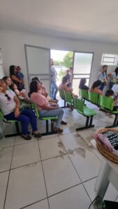 9cc1250c-400b-47d2-a5db-87d1ab23bbe5-169x300 "O uso consciente de telas na infância começa na família", alerta Dr. Pedro Nogueira em palestra sobre saúde infantil