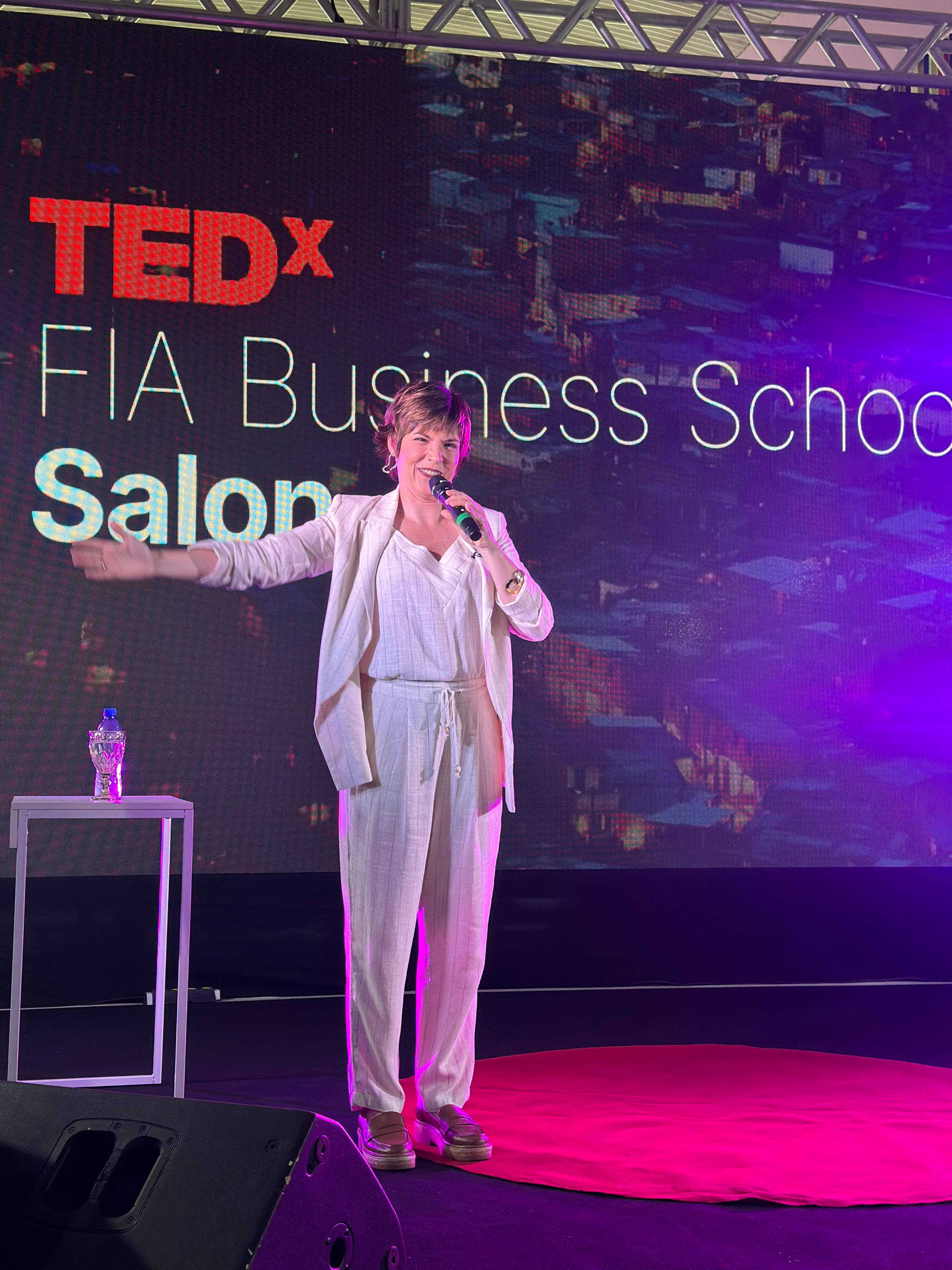 Gloria-Vanique-Aniversario-de-Paraisopolis-9 Paraisópolis celebra 104 anos com lançamento de livro de Gilson Rodrigues e presença do prefeito Ricardo Nunes