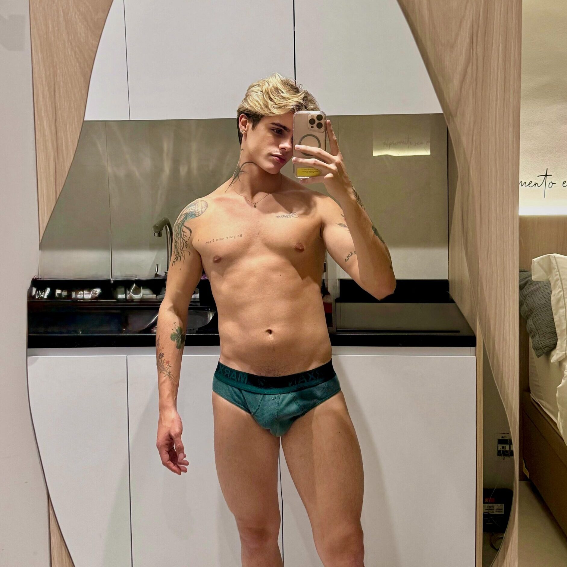 IMG_6001-1-scaled-e1757297145614 "Disciplina é tudo", afirma Pablo Furlan ao mostrar evolução impressionante do corpo com dieta regrada e treinos