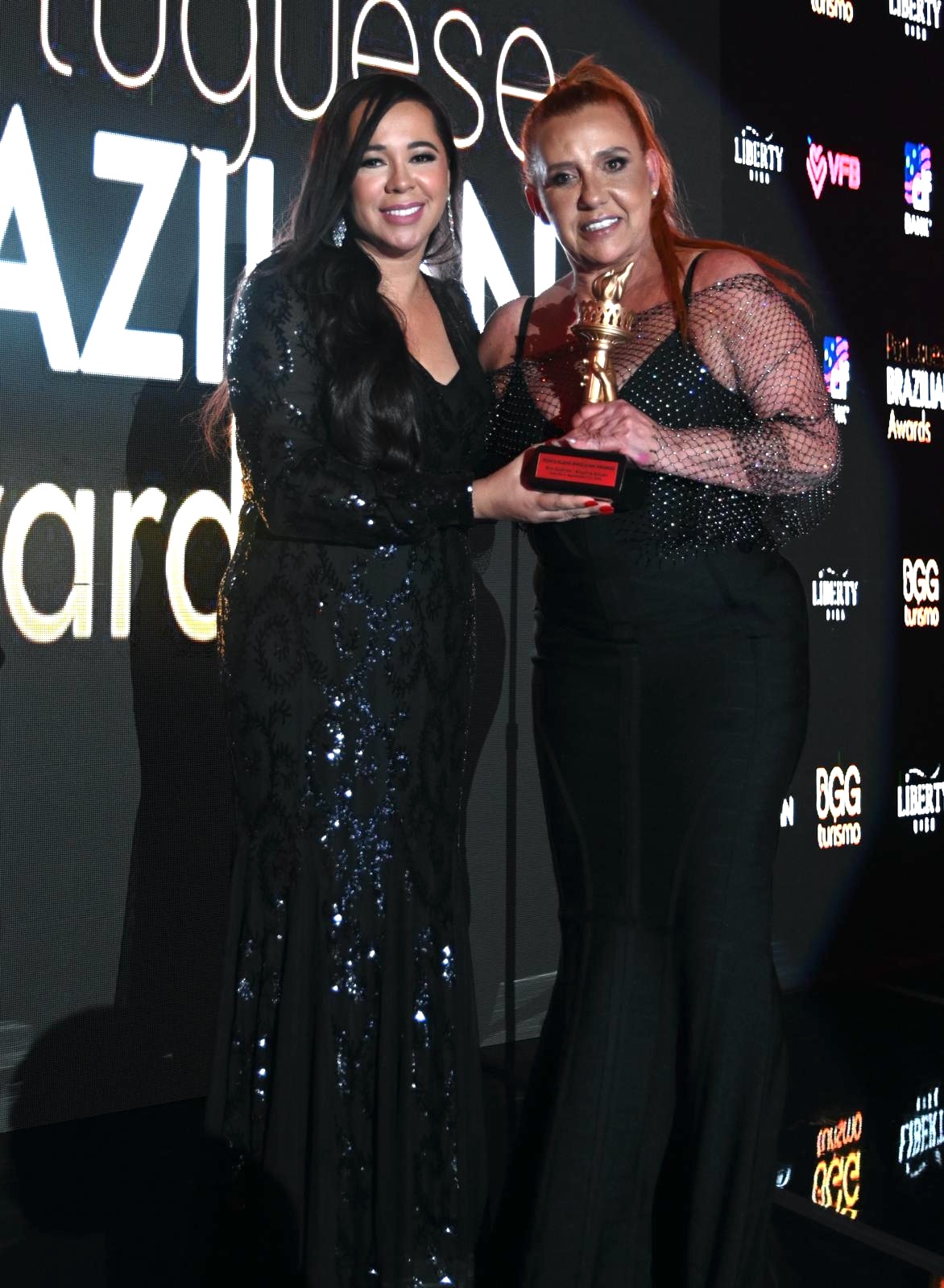 Marcilia-Luzbet-e-Rita-Cadillac-Foto-Denny-Silva-1 Simone Sampaio ao lado da filha Mahryan e outros famosos brilham em Nova York na 11ª edição dos Portuguese Brazilian Awards