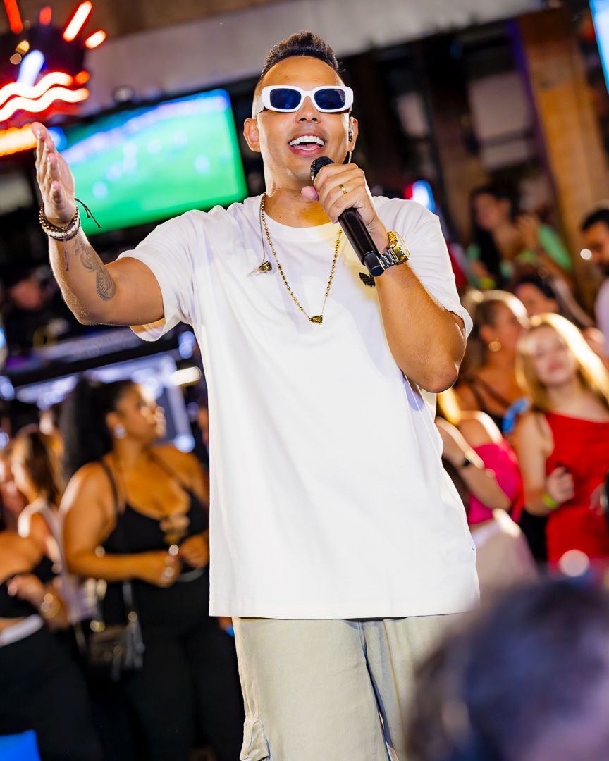 WhatsApp-Image-2025-09-18-at-09.27.17 "Nova Tentação" intensifica divulgação do DVD “Resenha do NT” com maratona de mídia em São Paulo