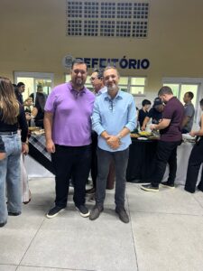 WhatsApp-Image-2025-09-28-at-09.47.47-2-225x300 "Reafirmamos compromissos ao lado da Governadora Raquel Lyra do Pernambuco no Sertão do Pajeú", diz Dr. Pedro Nogueira