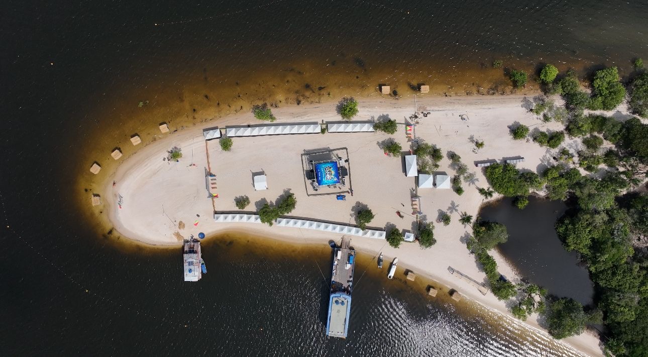 efe3ed45-e767-4a67-b859-ed79688c1509 Heitor Ximenes marca presença no 'XXXV Festival do Cajual em Terra Santa', Pará, a convite do Prefeito Siqueira Fonseca