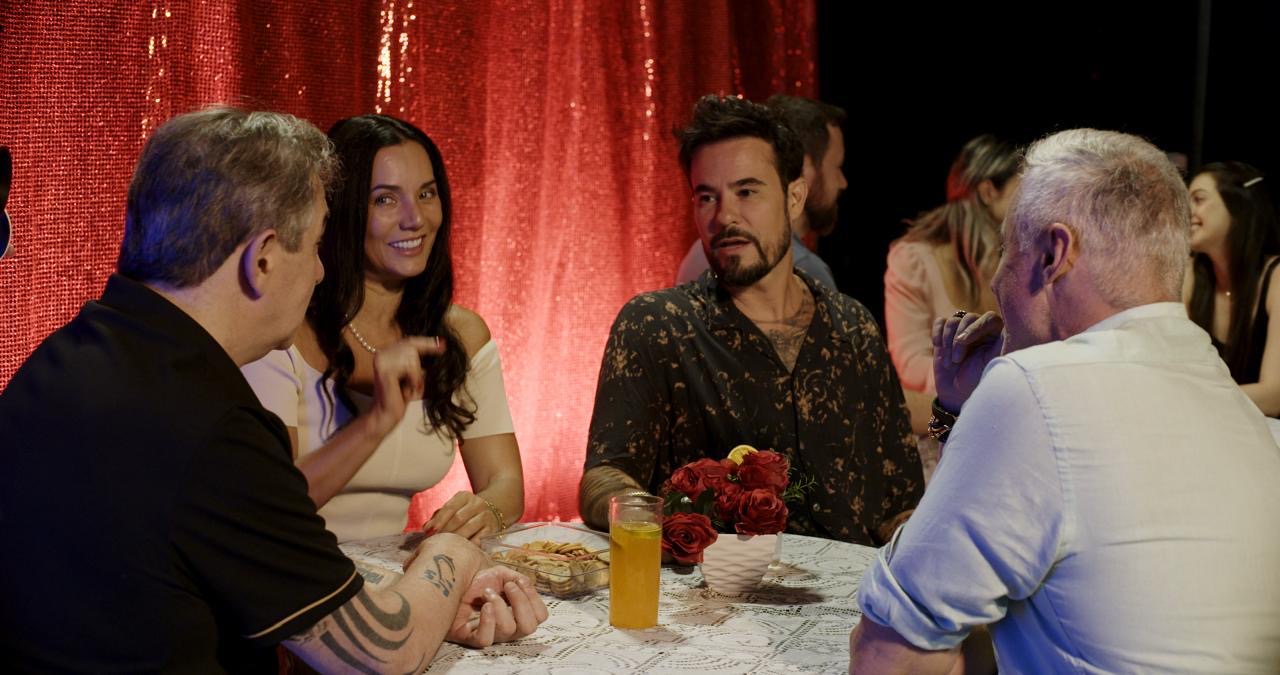 8899e626-93d1-4861-acf9-ba05becc6de7 "Estranhos na Noite" celebra São Paulo, seus encontros e recomeços em um retrato humano e cultural da cidade