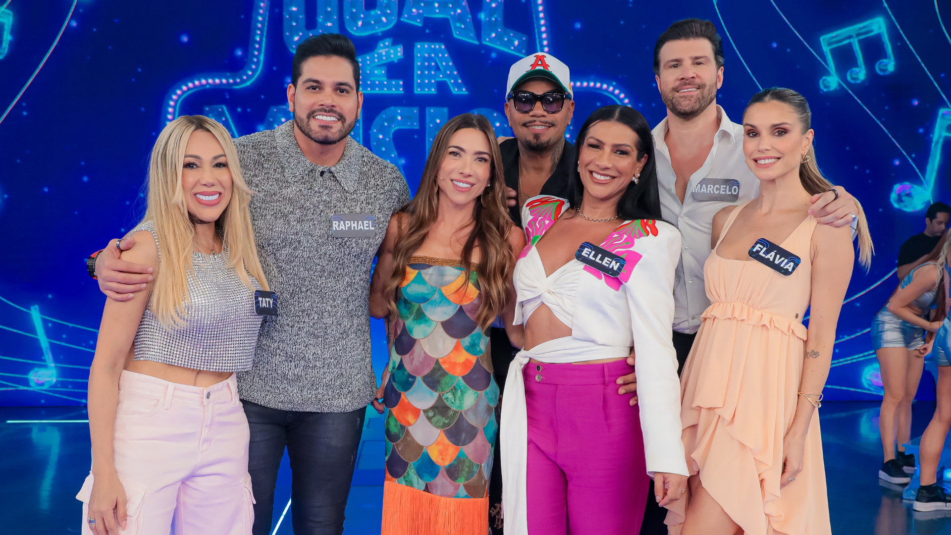 CAPA-MATERIAS-1920-x-1080-px-8-1 Falcão, Caju & Castanha, Naldo Benny, Flávia Viana e outros convidados ilustres chegam para animar o “Programa Silvio Santos” deste domingo (19)