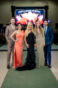 Dra-Simone-Bardini-Premio-Orgulho-Brasileiro-2025-04-200x300 Dra. Simone Bardini brilha como Madrinha de Honra no Prêmio Orgulho Brasileiro 2025