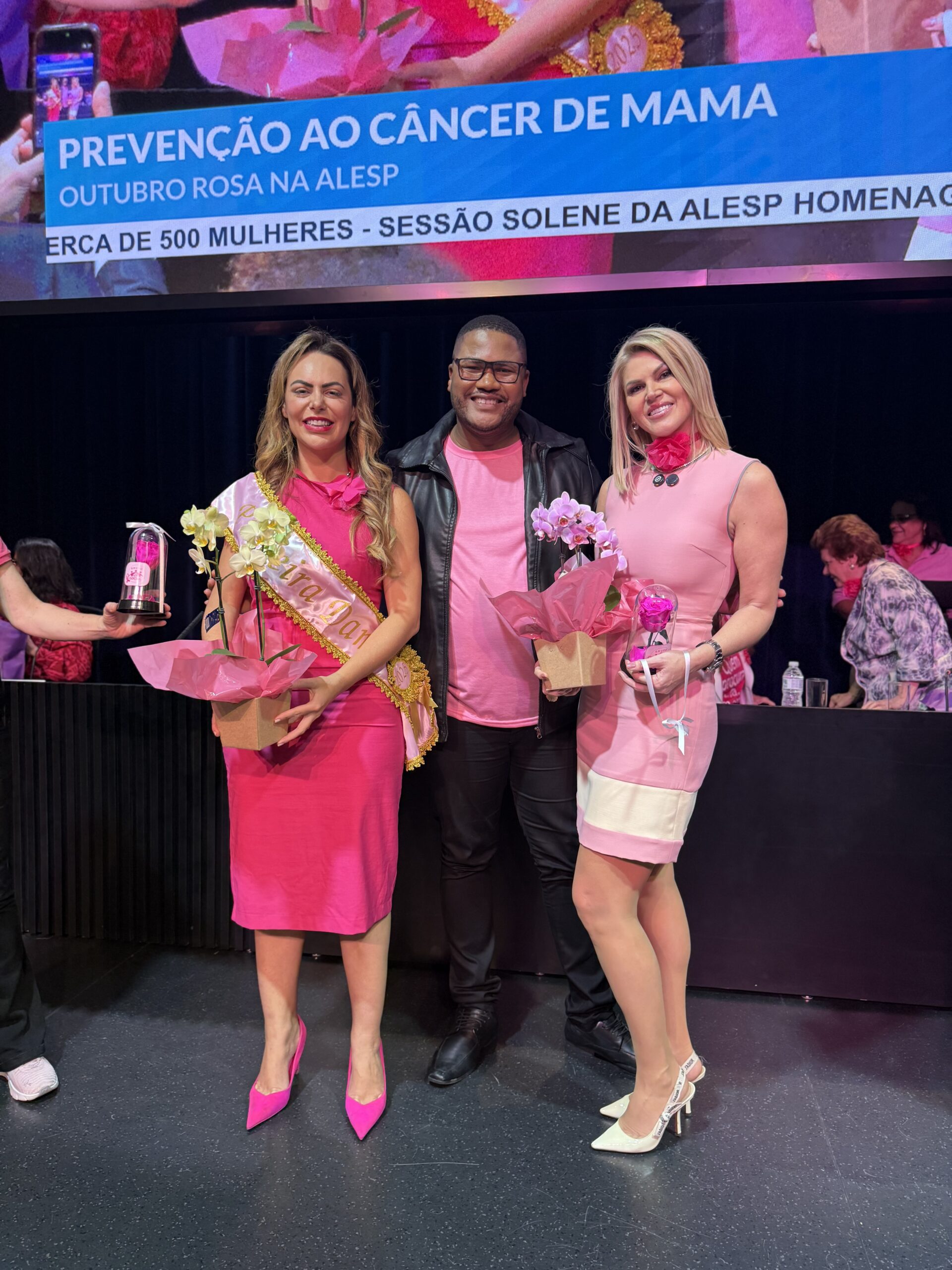 IMG_8419-scaled “Mulheres precisam se cuidar mais”, diz Val Marchiori ao lado de Regina Nunes na Alesp