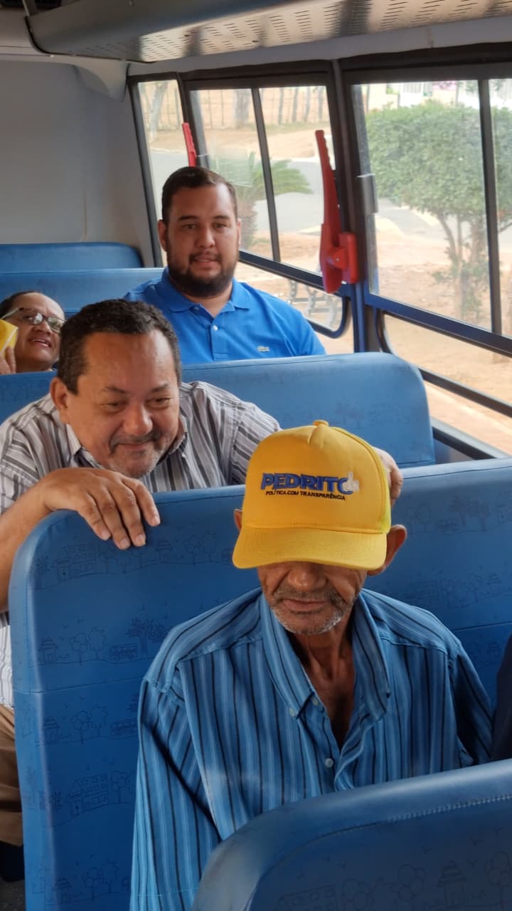 WhatsApp-Image-2025-10-02-at-12.43.20 "Cuidado vai além do consultório envolve carinho amor e muita arte" afirma Dr. Pedro Nogueira com apoio do ator Flávio Rocha