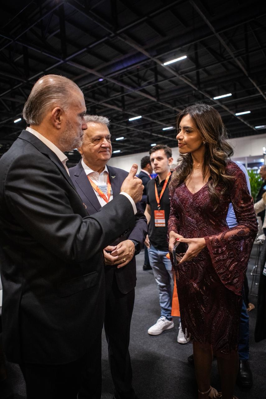 WhatsApp-Image-2025-10-23-at-15.58.33-1 “Luxo é sobre experiência, não sobre preço”, afirma Sophia Martins na abertura do CIMI360 2025 em São Paulo