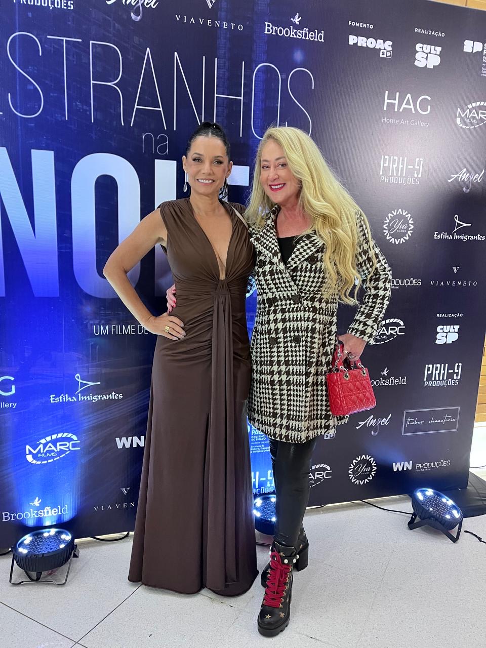 bde4d78a-f519-4814-a4d7-1bb6771bf584 “A vida pode nos surpreender quando nos permitimos recomeçar”, diz Mônica Carvalho em pré-estreia de “Estranhos na Noite”