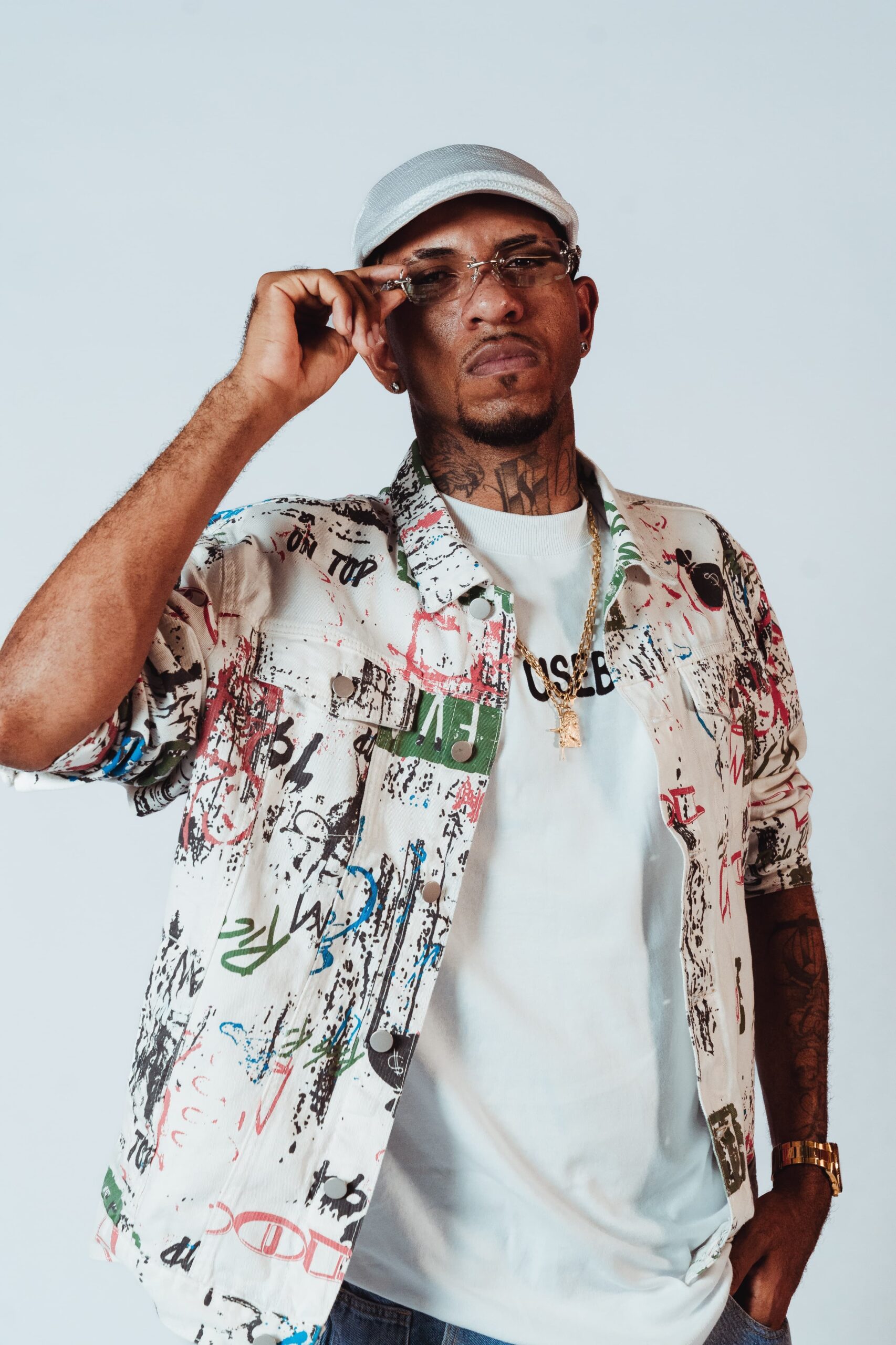 07bd270f-5b10-400f-878b-bae140c06288-scaled J. Eskine brilha com duas indicações no Multishow 2025 e vive boa fase