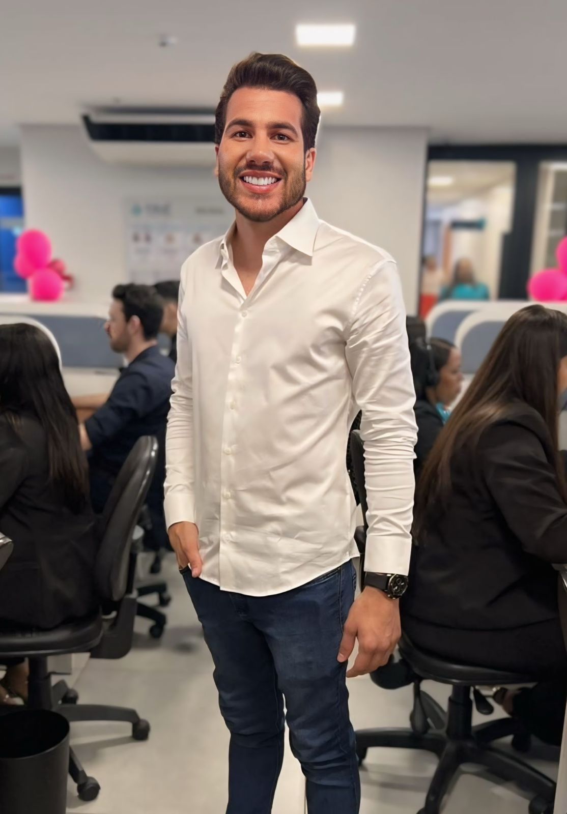 4a276c42-a590-4998-8636-ad675a333264 Uelicon Venâncio desembarca em São Paulo para tour de entrevistas com grandes emissoras, podcasts e portais de notícias