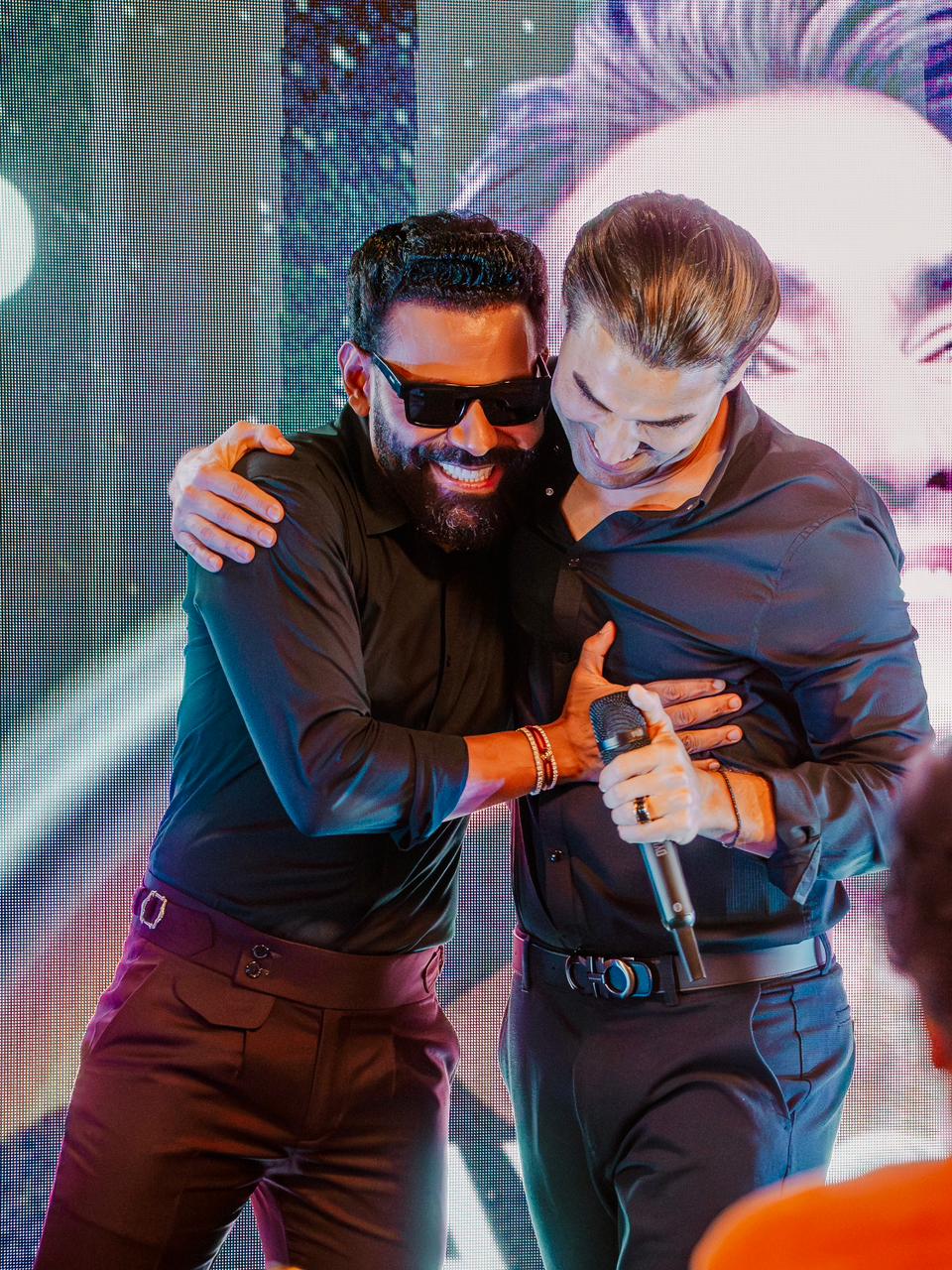 WhatsApp-Image-2025-11-06-at-12.23.52 Tayrone anuncia nova fase na carreira com M&P Produções Artísticas