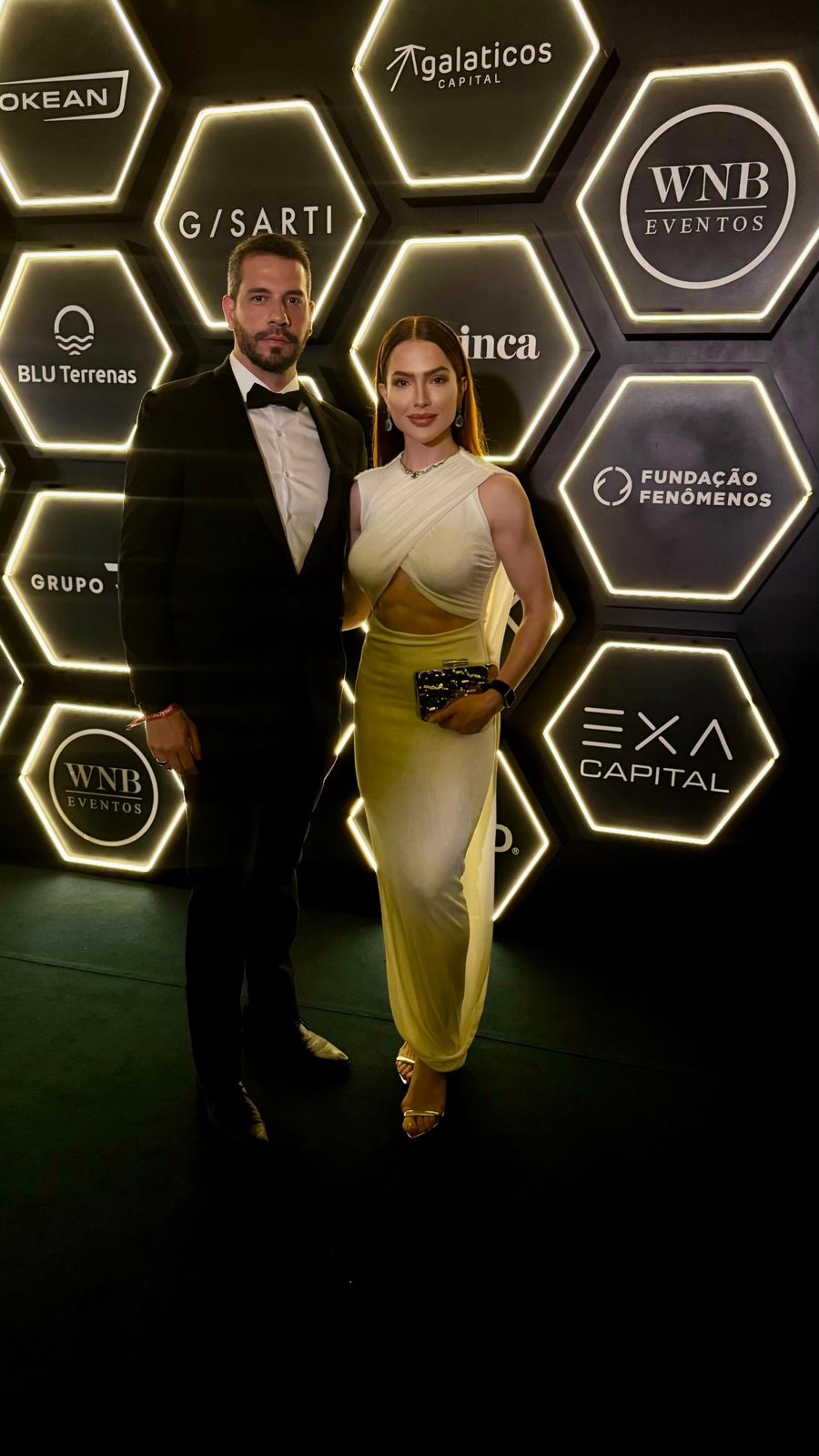 WhatsApp-Image-2025-11-13-at-21.15.53-1 Dra. Marianna Magri marca presença no leilão beneficente de Ronaldo Fenômeno