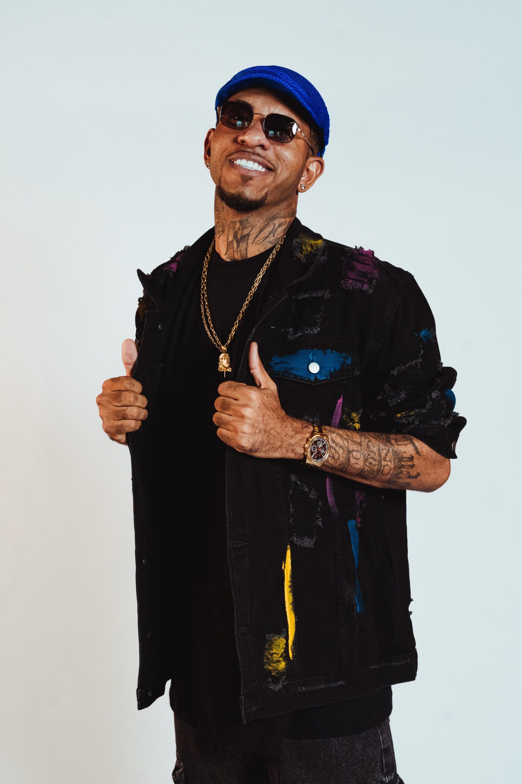 d87033f1-b8ba-494c-8ad5-0db791307b75-1-scaled J. Eskine brilha com duas indicações no Multishow 2025 e vive boa fase