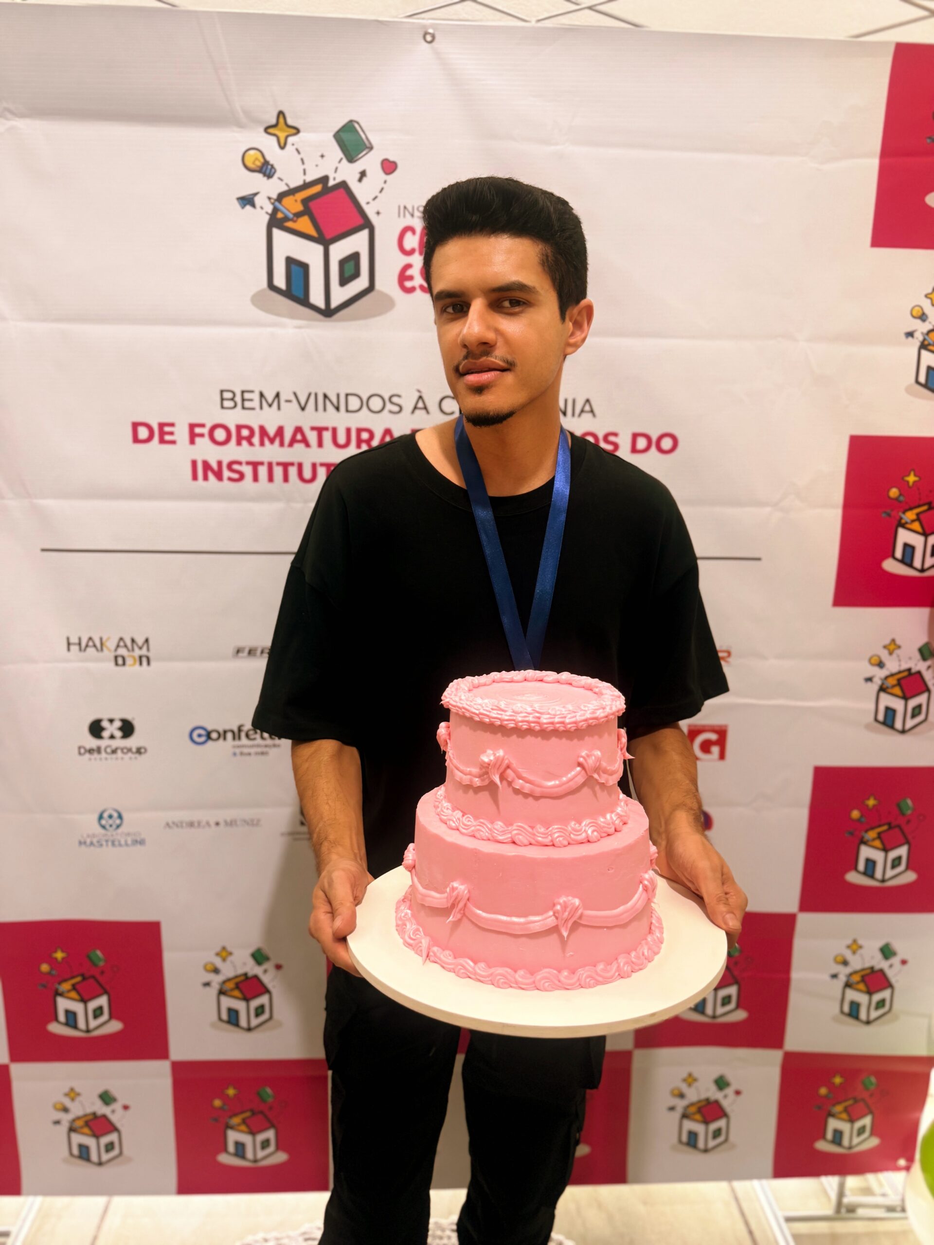 IMG_3949-scaled “Ensinar é dar independência”, afirma Wellington Adrianno no Instituto Hope Box