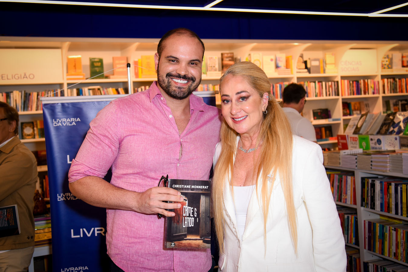 Kairon-Felipe-e-Christiane-Monnerat-907 Crime e Latido” estreia em São Paulo com grande sucesso e presença de nomes marcantes