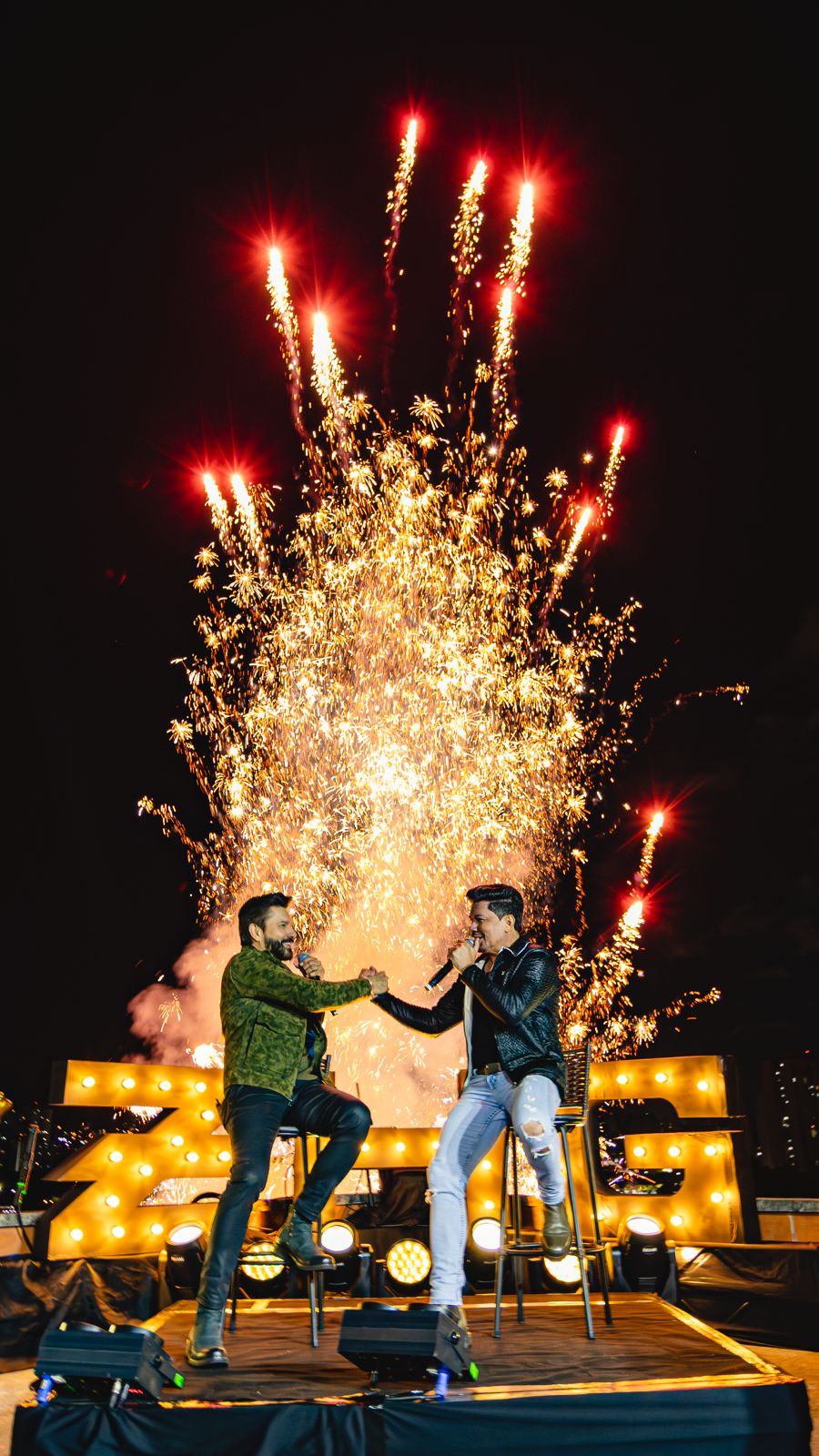 WhatsApp-Image-2025-12-18-at-12.22.08-1 Zé Henrique & Gabriel lançam primeiro projeto acústico com 12 faixas e releituras marcantes