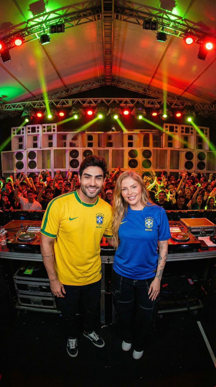 WhatsApp-Image-2025-12-23-at-23.38.57 EME transforma “Sina de Ofélia” em fenômeno viral nas redes sociais